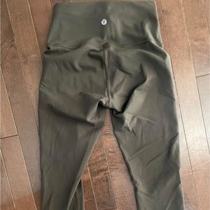 Lululemon Capri leggings